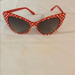 Retro cat eye Women’s sunglasses